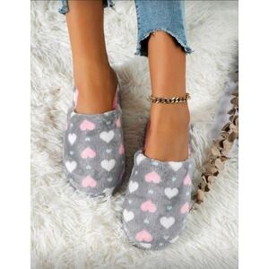Womens Fuzzy Slippers Gray Pink White Hearts Cozy House Shoes Indoor Outdoor